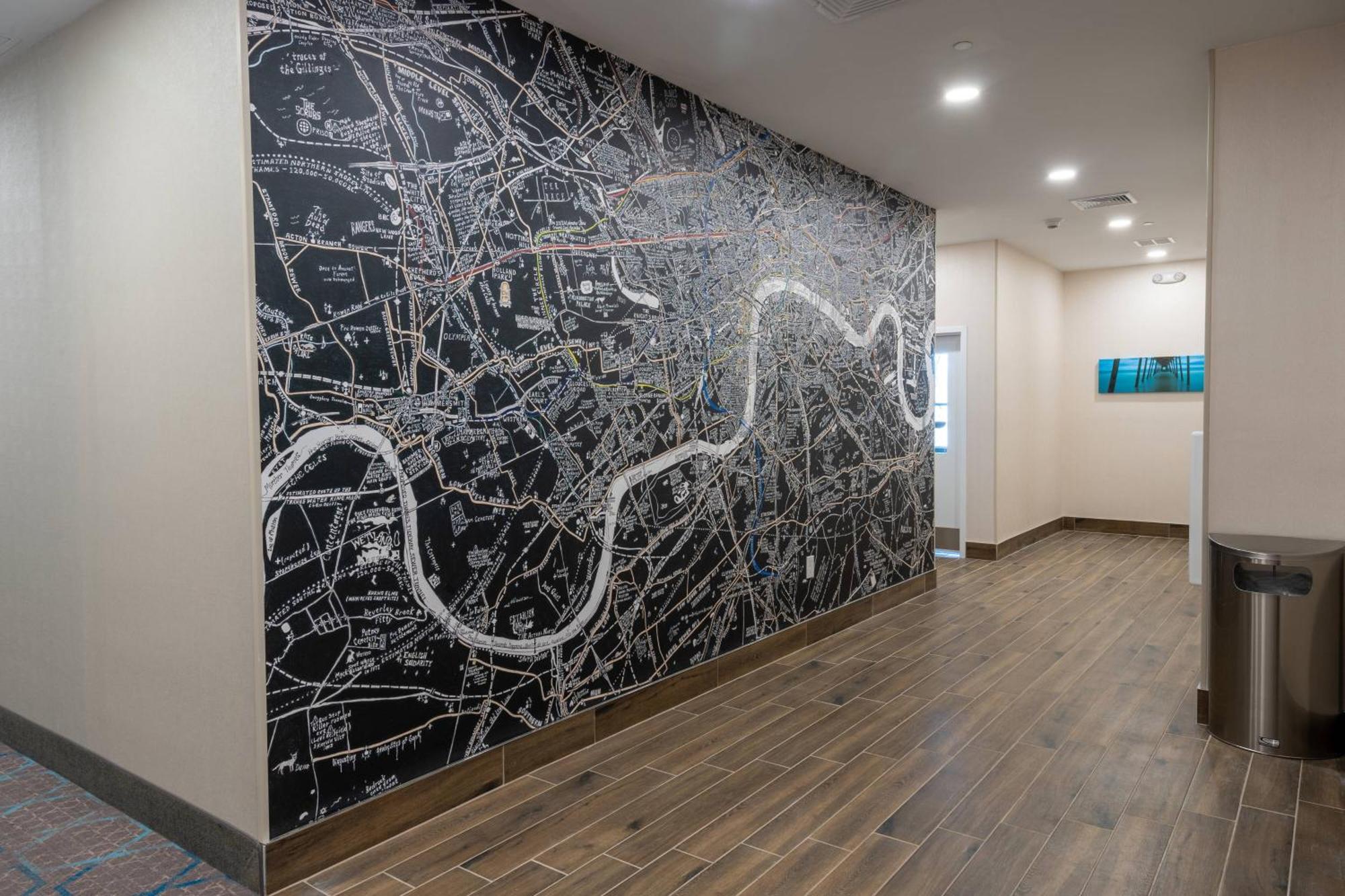 Towneplace Suites By Marriott Клинтън Екстериор снимка